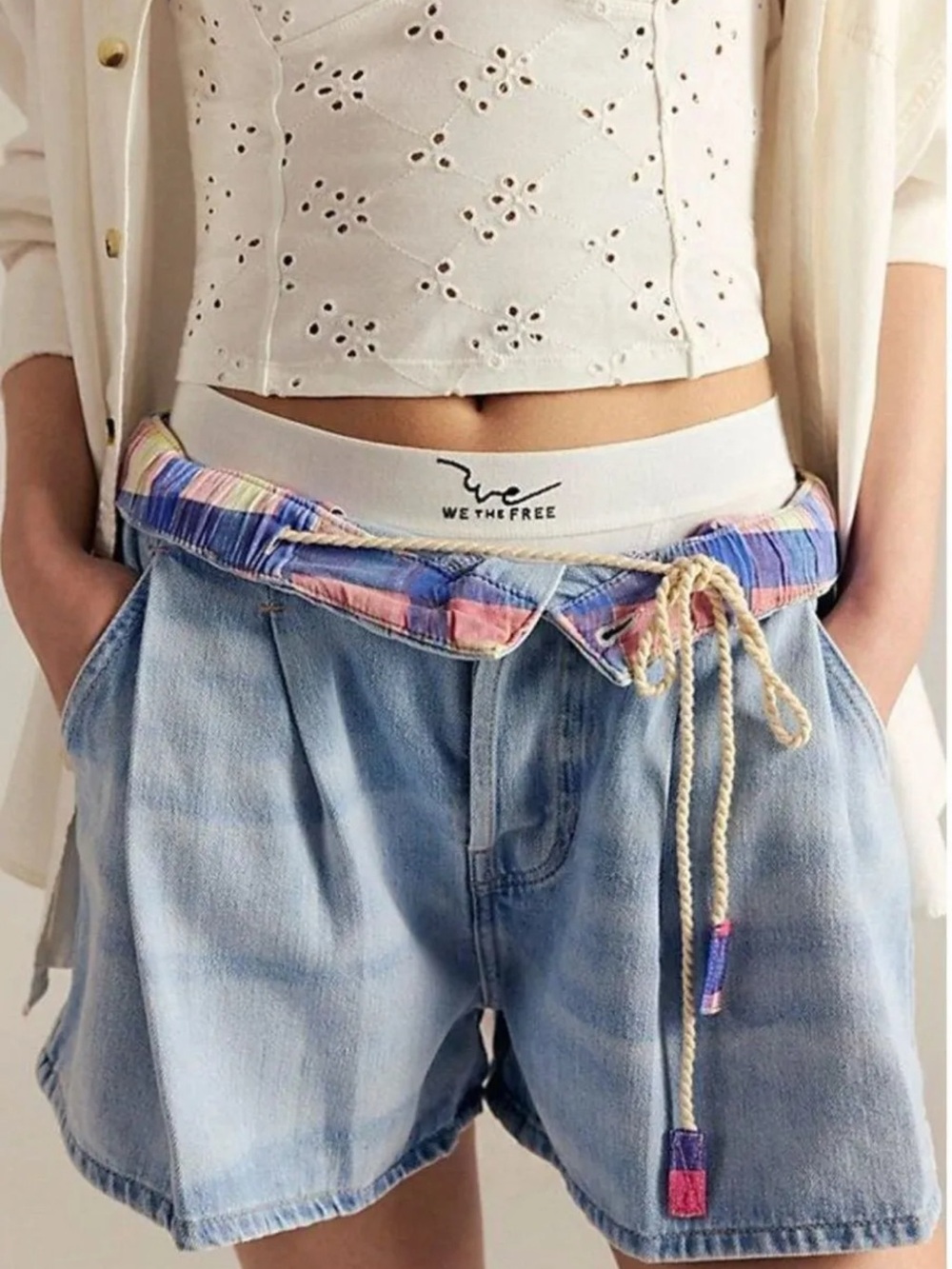 XS NWOT FREE PEOPLE WE THE FREE CLARK PLEATED DENIM SHORT ROPE TIE STRETCH WAIST